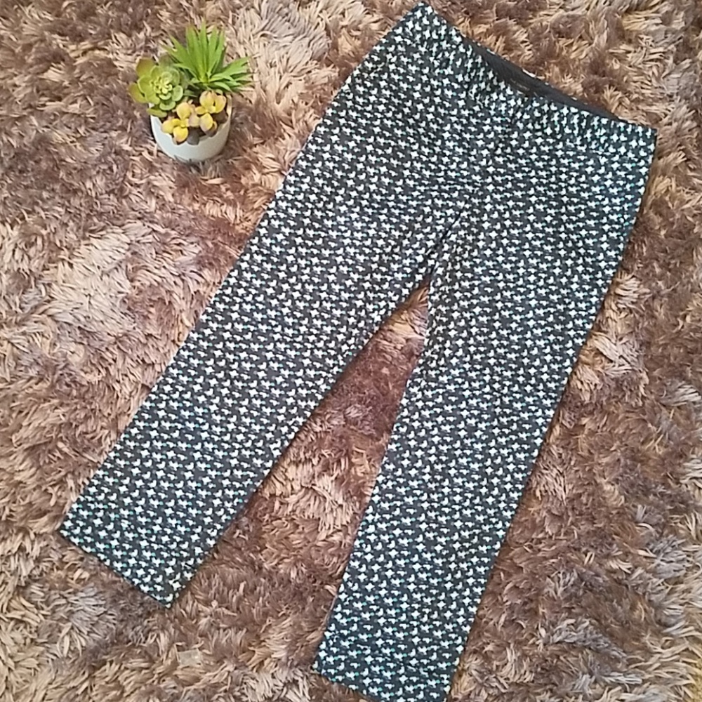 The Limited Drew Fit cuff capris sz 2